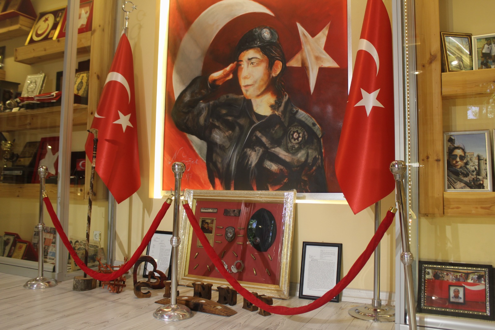 FETÖ’nün darbe girişiminde şehit edilen iki Kayseri evladı: Cennet Yiğit ve Kübra Doğanay